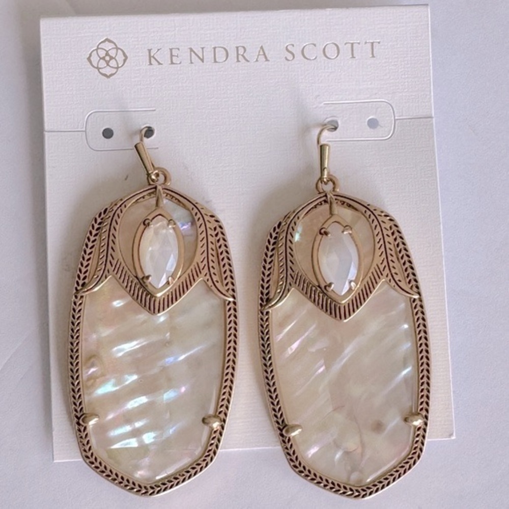 Kendra Scott Darby Drop Earrings Vintage Gold White Abalone Mother of Pearl